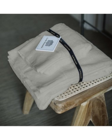 Serviette de toilette finition du lin lavé beige 100x150