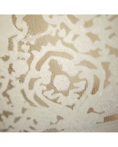 Brise bise en lin blanc et broderies 60X90 CM