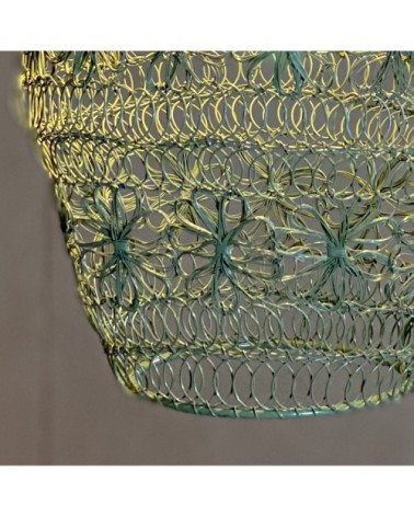 Suspension en métal vert olive avec fleurs