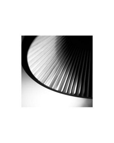 Suspension en plastique blanc