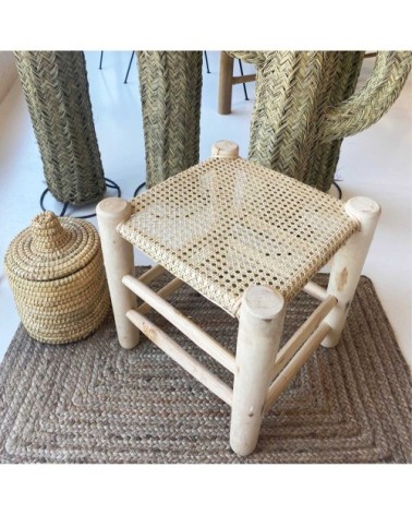 Petit tabouret en cannage