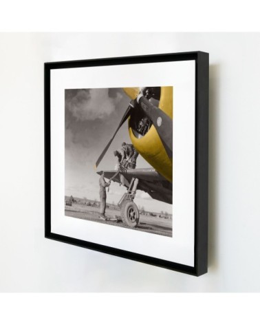 Photo ancienne couleur avion n°12 cadre noir 70x70cm