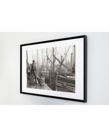 Photo ancienne noir et blanc pêche n°30 cadre noir 40x60cm