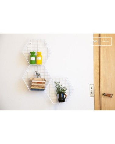 Trio d'étagères murales en métal blanc