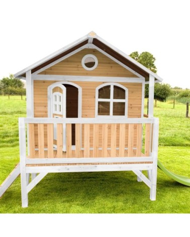 Maisonnette sur pilotis en bois brun/blanc avec toboggan vert