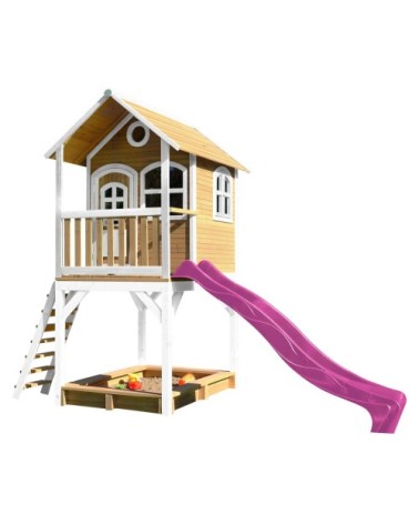 Cabane bois sur pilotis avec toboggan violet