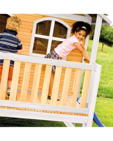 Maisonnette sur pilotis en bois brun/blanc avec toboggan bleu
