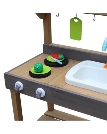 Cuisine en bois intérieure extérieure taille moyenne